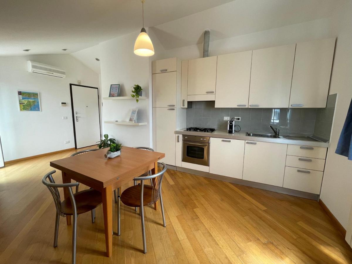 Appartamento Pesco "A Casa Felice" Pietra Ligure Luaran gambar